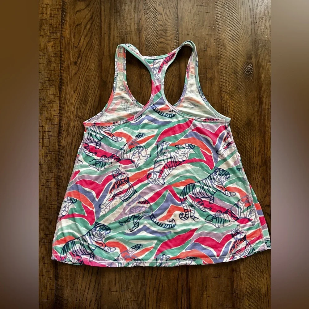 Lilly Pulitzer Racerback tee shirt animal print multi colored size medium - Picture 2 of 14